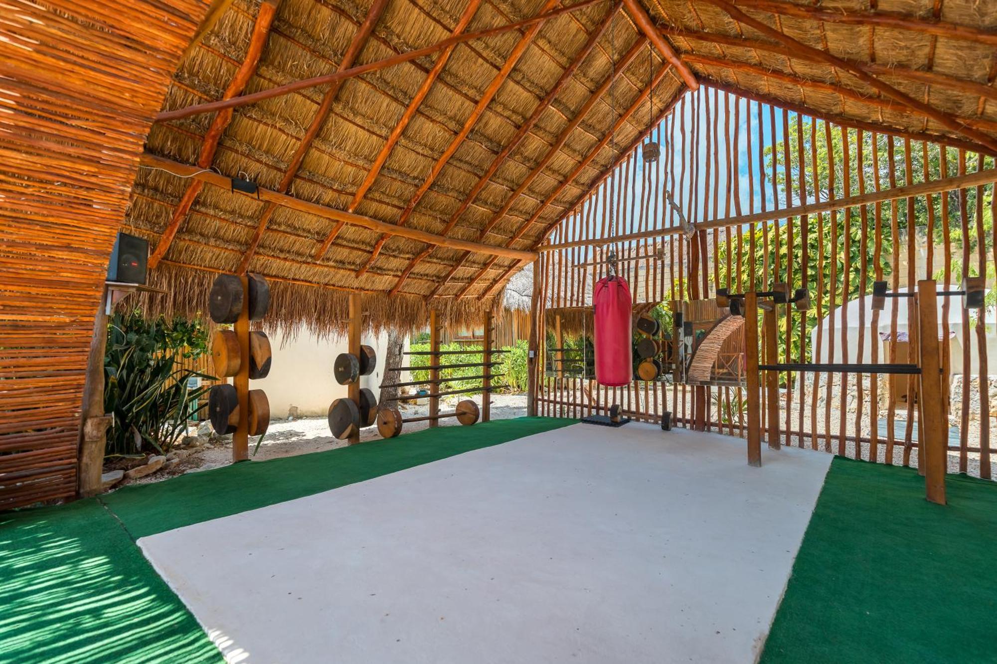Hotel Xhule Tulum