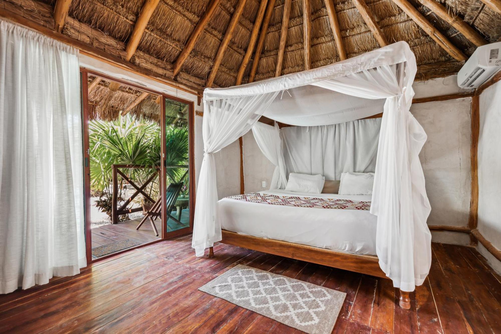 Hotel Xhule Tulum
